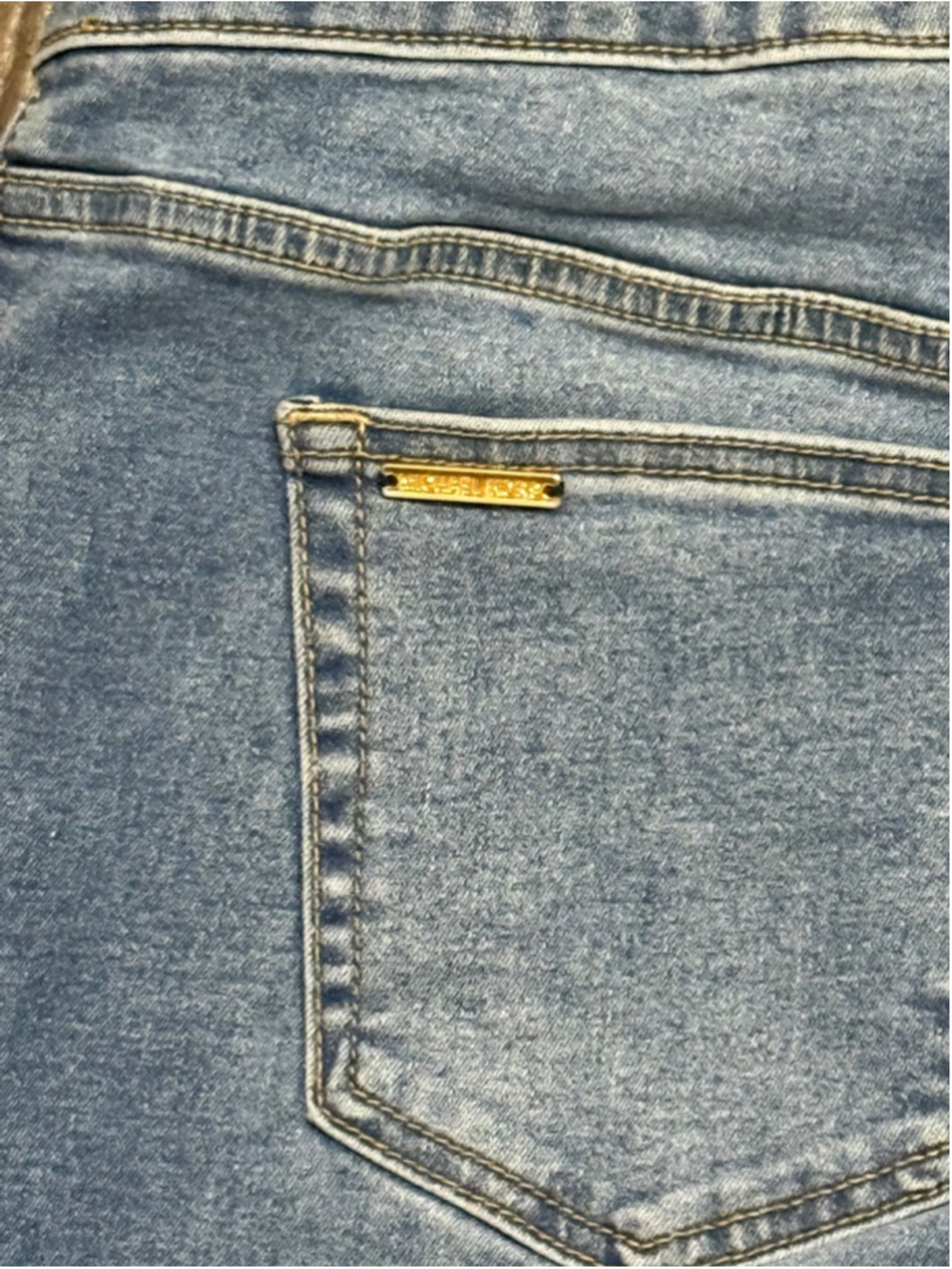 Michael Kors Women’s Straight Leg Trouser Jeans Stretch Denim Sz 14 Gold Accent - Picture 8 of 8